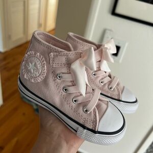 Converse 7c toddler bows sneaker high tops
